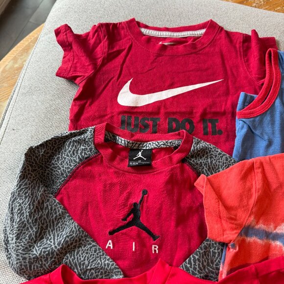 bundle of 6 kids shirts 2T/3T - Picture 4 of 11